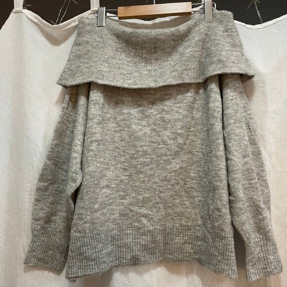 Grey Off-the-Shoulder Sweater - Picture 2 of 5